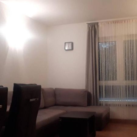Apartman Franko - uz parking Pula Zewnętrze zdjęcie