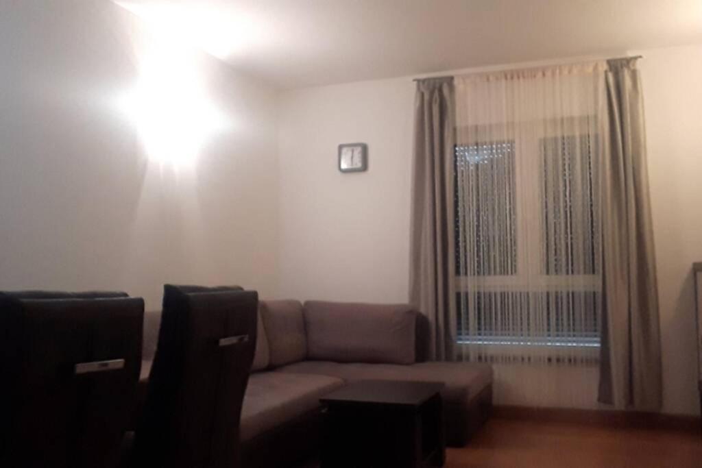 Apartman Franko - uz parking Pula Zewnętrze zdjęcie